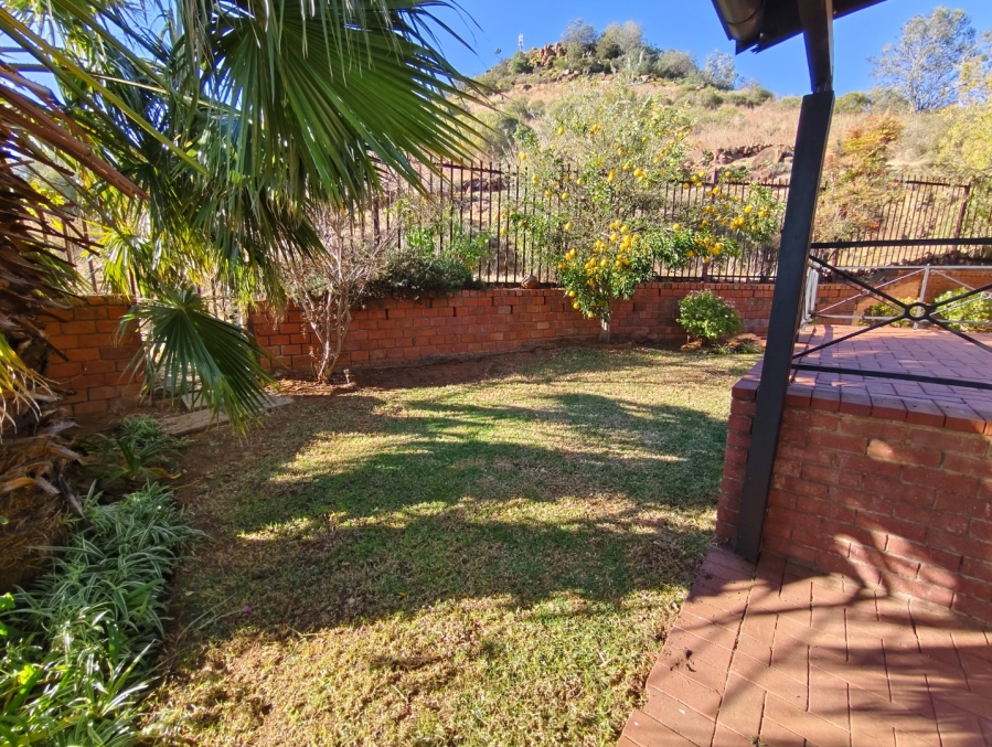 To Let 3 Bedroom Property for Rent in Langenhovenpark Free State
